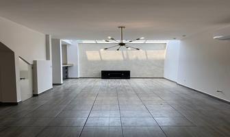 Foto de inmueble en 111, Col. Los Encinos C.P. 66200, San Pedro Garza García