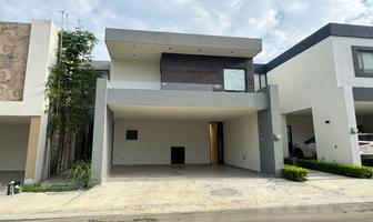 Foto de inmueble en Casa en Venta con Recámara en Planta Baja Los Rodríguez, Santiago, Nuevo León, Col. Los Rodriguez C.P. 67300, Santiago