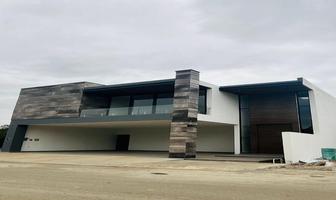 Foto de inmueble en De las Parras, Col. Los Rodriguez C.P. 67300, Santiago