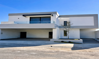 Foto de inmueble en Paloma Blanca, Col. Los Rodriguez C.P. 67300, Santiago