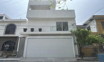 Foto de inmueble en Emilio Carranza, Col. Los Sauces 1er Sector C.P. 66237, San Pedro Garza García