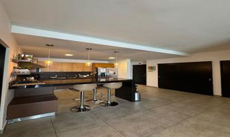 Foto de inmueble en Av. Eugenio Garza Sada, Col. Mas Palomas (Valle de Santiago) C.P. 64780, Monterrey