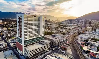Foto de inmueble en Av. Madero #S/N, Col. Monterrey Centro C.P. 64000, Monterrey