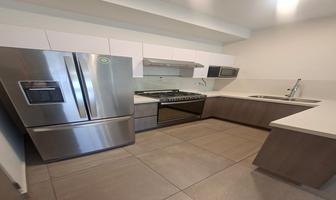Foto de inmueble en Av Venustiano Carranza, Col. Obispado C.P. 64060, Monterrey