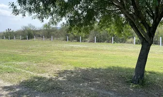 Foto de inmueble en Sin nombre de calle, Col. PEMEX Refinería C.P. 67488, Cadereyta Jiménez