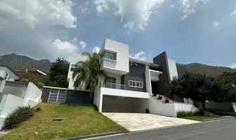 Foto de inmueble en Camino Real #100, Col. Portal del Huajuco C.P. 64989, Monterrey
