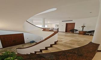 Foto de inmueble en calljon de las privanzas, Col. Privanzas C.P. 66278, San Pedro Garza García