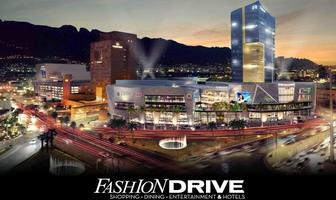 Foto de inmueble en Local Fashion Drive EN Renta, Col. Real de San Agustin C.P. 66278, San Pedro Garza García