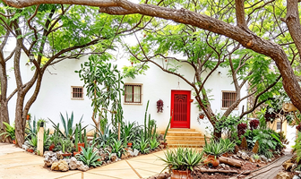 Foto de inmueble en , Col. Rincón de los Encinos C.P. 64989, Monterrey