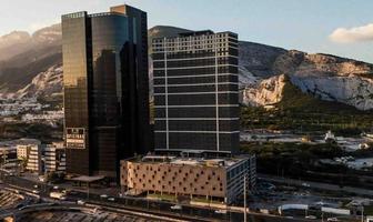Foto de inmueble en Avenida Santa Bárbara, Col. Santa María C.P. 64650, Monterrey