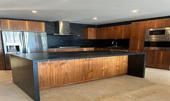 Foto de inmueble en Blvd Díaz Ordaz, Col. Santa María C.P. 64650, Monterrey