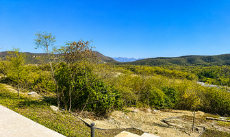 Foto de inmueble en Ladera Del Aura, Col. Sierra Alta 6 Sector C.P. 64989, Monterrey