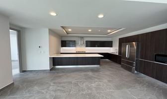 Foto de inmueble en Av del Roble, Col. Valle Del Campestre C.P. 66265, San Pedro Garza García