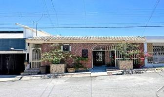 Foto de inmueble en Casa en Venta de 240 m2 con Departamento Independiente - Col. Villa Los Pinos en Monterrey - 5 Recám, Col. Villa los Pinos C.P. 64770, Monterrey