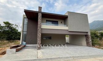 Foto de inmueble en Ahuehuete, Col. Yerbaniz C.P. 67302, Santiago