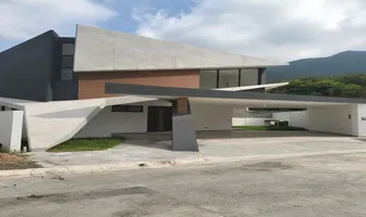 Foto de inmueble en Ahuehuete #859, Col. Yerbaniz C.P. 67302, Santiago
