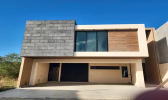 Foto de inmueble en Pino Blanco  #234, Col. Yerbaniz C.P. 67302, Santiago
