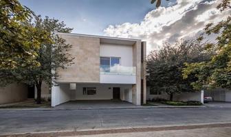 Foto de inmueble en Zona San Agustín, Col. Zona San Agustín C.P. 66260, San Pedro Garza García