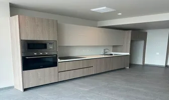 Foto de inmueble en Av Maria Izquierdo #522, Col. Zona Valle Oriente C.P. 66278, San Pedro Garza García