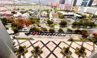 Foto de inmueble en Av. Lazaro Cardenas, Col. Zona Valle Oriente Norte C.P. 66266, San Pedro Garza García