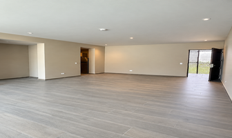 Foto de inmueble en Via cordillera, Col. Zona Valle Oriente C.P. 66278, San Pedro Garza García