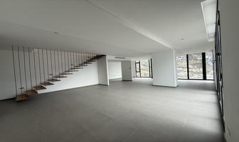 Foto de inmueble en Eje central, Col. Zona Valle Poniente C.P. 66233, San Pedro Garza García