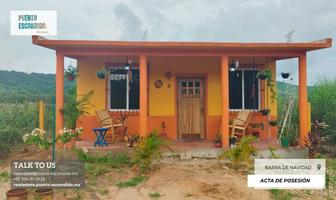 Foto de inmueble en puerto, Col. Barra de Navidad C.P. 70938, Santa María Colotepec