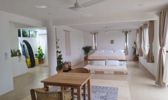 Foto de inmueble en Benito Juarez, Col. Brisas de Zicatela C.P. 70934, Santa María Colotepec