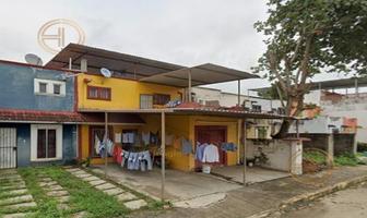 Foto de inmueble en Lomas de las Mariposas, Lomas Altas de Tuxtepec,  Juan Bautista Tuxtepec, Oaxaca., Col. Lomas Altas de Tuxtepec C.P. 68325, San Juan Bautista Tuxtepec