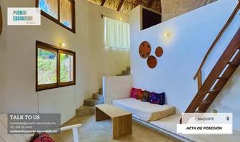 Foto de inmueble en puerto, Col. Mazunte C.P. 70947, Santa María Tonameca