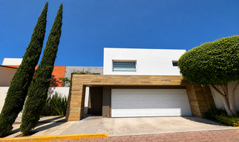 Foto de inmueble en calle ., Col. Jardines de Zavaleta C.P. 72150, Puebla