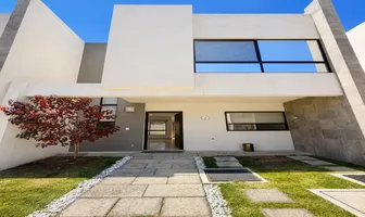Foto de inmueble en Blvd. de los Lagos Sur #1400, Col. Lomas de Angelópolis C.P. 72865, Ocoyucan