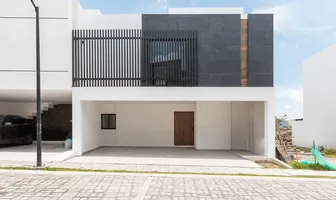 Foto de inmueble en Lomas de Angelopolis, Excelente Opción con Amenidades y Acabados Premium, Cluster Con Alberca #3, Col. Lomas de Angelópolis C.P. 72865, Ocoyucan