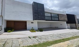 Foto de inmueble en blvd de los volcanes, Col. Lomas de Angelópolis C.P. 72830, San Andrés Cholula