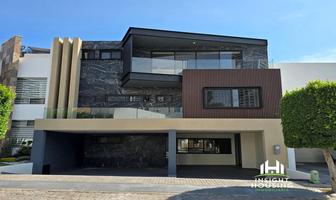 Foto de inmueble en blvd oceania, Col. Lomas de Angelópolis C.P. 72830, San Andrés Cholula