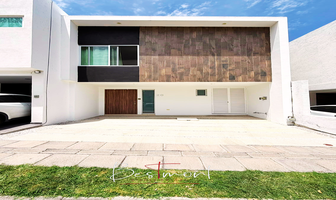 Foto de inmueble en Calle del Jade, Col. Los Héroes de Puebla C.P. 72590, Puebla