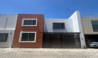 Foto de inmueble en Avenida Juárez Oriente #111, Col. Manantiales C.P. 72756, San Pedro Cholula