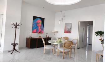 Foto de inmueble en Calz. Zavaleta, Puebla Pue., Col. Residencial Zavaleta C.P. 72837, San Andrés Cholula