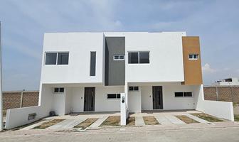Foto de inmueble en , Col. San Francisco Ocotlán C.P. 72680, Coronango