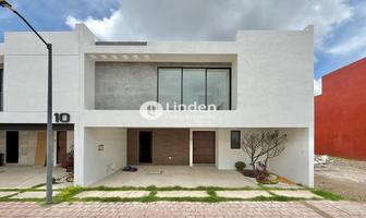 Foto de inmueble en Casa en Venta en Fraccionamiento Altana, Zona San Pedro Cholula, Col. Villas de Cuautlancingo C.P. 72706, Cuautlancingo
