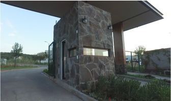 Foto de inmueble en ANILLO VIAL FRAY JUNIPERO SERRA, ALTOZANO, Col. Altozano el Nuevo Querétaro C.P. 76237, Querétaro