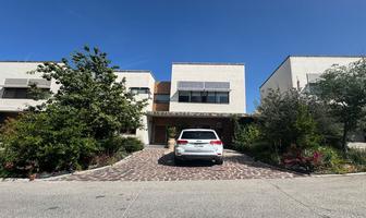 Foto de inmueble en Blvd. Altozano, Col. Altozano el Nuevo Querétaro C.P. 76237, Querétaro