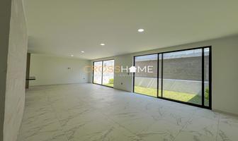 Foto de inmueble en Blvd altozano, Col. Altozano el Nuevo Querétaro C.P. 76237, Querétaro
