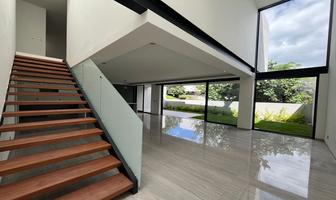 Foto de inmueble en Grieta, Col. Altozano el Nuevo Querétaro C.P. 76237, Querétaro