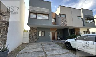 Foto de inmueble en KL/ Casa EN Renta EN Bonita Privada Arbolada. Altozano Qro., Col. Altozano el Nuevo Querétaro C.P. 76237, Querétaro