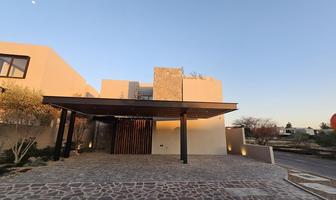 Foto de inmueble en LAGO, Col. Altozano el Nuevo Querétaro C.P. 76237, Querétaro