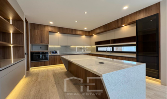 Foto de inmueble en Laja, Col. Altozano el Nuevo Querétaro C.P. 76237, Querétaro