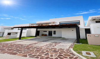 Foto de inmueble en Meteoro, Col. Altozano el Nuevo Querétaro C.P. 76237, Querétaro
