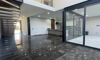 Foto de inmueble en altozano, Col. Altozano el Nuevo Querétaro C.P. 76237, Querétaro