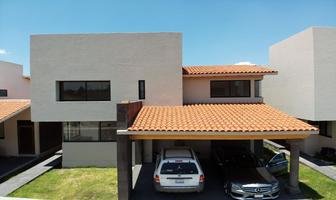 Foto de inmueble en Circuito Balvanera, Col. Balvanera Polo y Country Club C.P. 76915, Corregidora